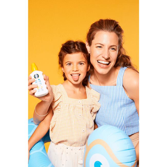 NIVEA SUN Kids Zonnebrand Protect & Sensitive Zonnemelk SPF 50+ 200 ML