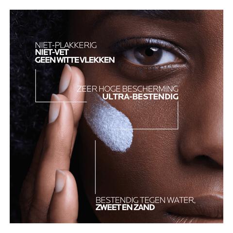 La Roche-Posay Anthelios UVMune 400 Onzichtbare Zonnefluide Anti-pigmentvlekken SPF50+ 50 ML