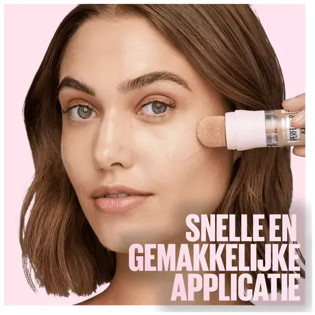 Maybelline New York Instant Anti-Age Perfector 4-in-1 Glow Light Medium
