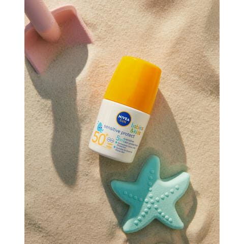 NIVEA SUN Babies & Kids Protect & Sensitive Roll-on Zonnebrand SPF 50+ 50 ML