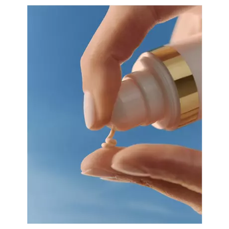 NIVEA Cellular Luminous Anti-Pigment Fluid Cream SPF50