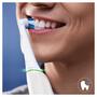 Oral-B iO Ultimate Clean Opzetborstels Wit - 8 Stuks