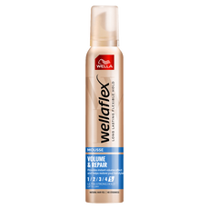 Wella WellaFlex Volume & Repair Ultra Strong Hold Haarmousse 200 ML