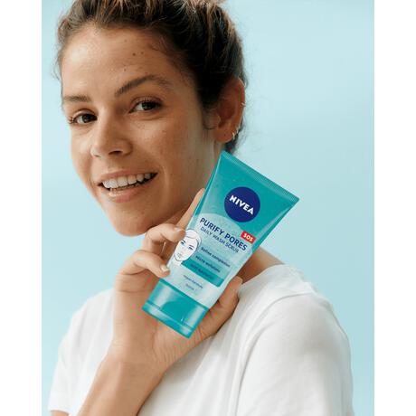 NIVEA Essentials Dagelijkse Reinigingsscrub 150 ML