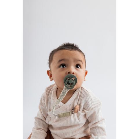 BIBS Colour Fopspeen Rond Latex Maat 2 Sage/Hunter Green 2 stuks