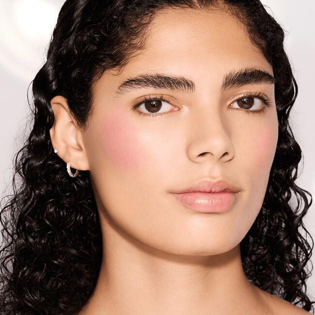 Rimmel London Multitasker Turbocharged Glow Liquid Illuminator Blush - Roze - 001 Not a Basic B