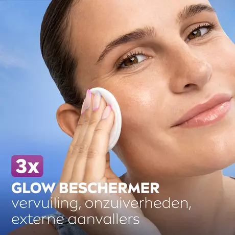 NIVEA Luminous630 Skin Glow Serum Infused Micellair Water 400 ML