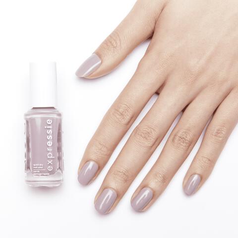 essie Expressie Nagellak Paars 210 Throw It On 10 ML