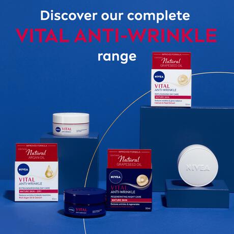 NIVEA Vital Herstellende Nachtcrème Oudere Huid 50 ML