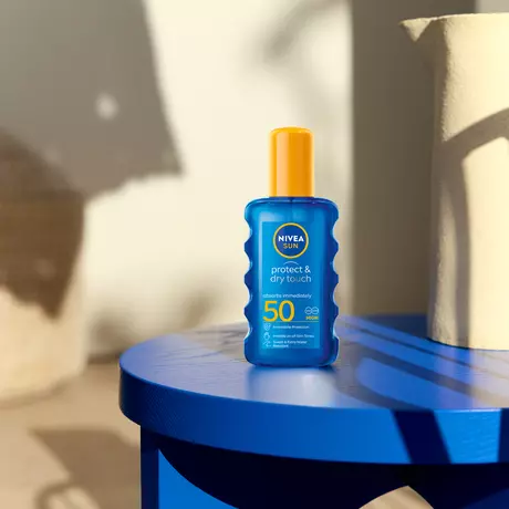 NIVEA SUN Protect & Dry Touch Transparante Zonnespray SPF 50 200 ML
