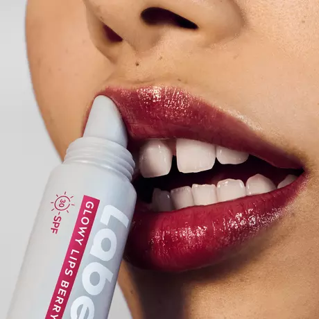 Labello Glowy Lips Hyaluron Berry Glanzende Lippenbalsem SPF30