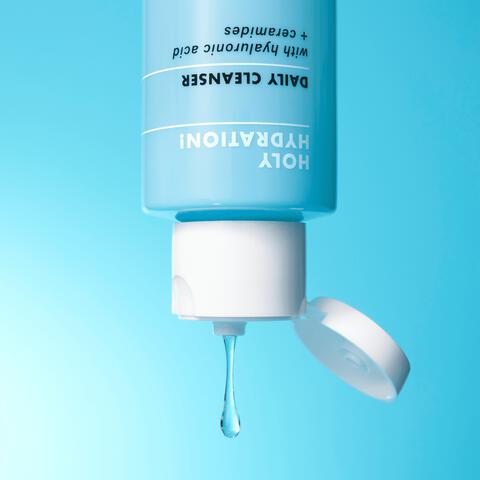 e.l.f. Holy Hydration! Daily Cleanser