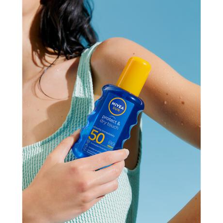 NIVEA SUN Protect & Dry Touch Transparante Zonnespray SPF 50 200 ML