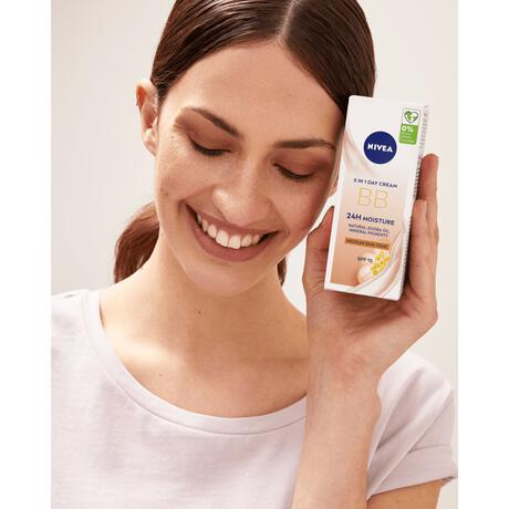 NIVEA Essentials BB Cream Medium SPF10 50 ML