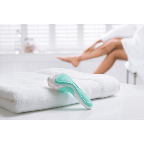 Wilkinson Sword Intuition Sensitive Care Scheerapparaat 1+1 gratis navulmesje