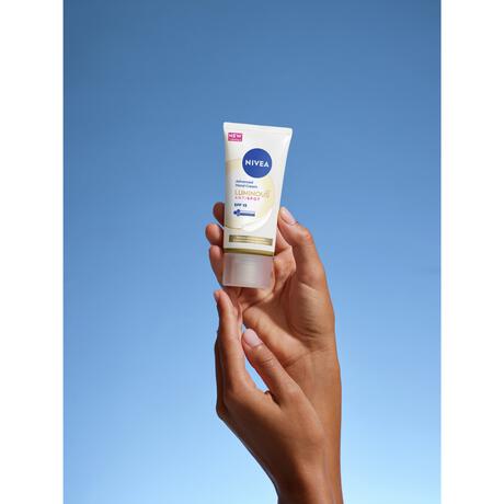 NIVEA Luminous630 Anti-Spot Handcrème SPF 15 50 ML