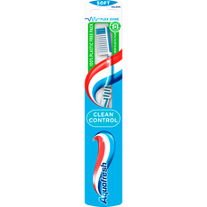 Aquafresh Clean Control Soft Tandenborstel - 1 stuk