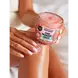 Organic Shop Pink Beachin B-Scrub Vibrant Glow Strawberry 300 ML