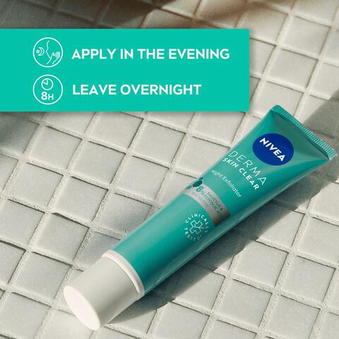 NIVEA Derma Skin Clear Night Exfoliant Onzuivere Huid 40 ML