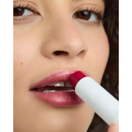 Labello Blackberry Shine 72u Hydratatie Lippenbalsem