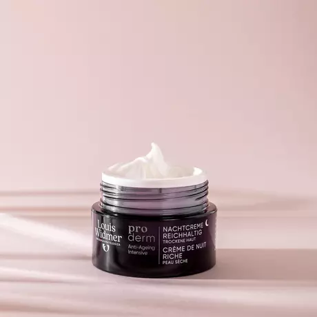 Louis Widmer Proderm Nachtcrème Rijke Textuur Licht Geparfumeerd 50 ML