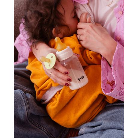 BIBS Babyfles 150 ML Ivory met Latex speen en opvouwbaar trechtertje