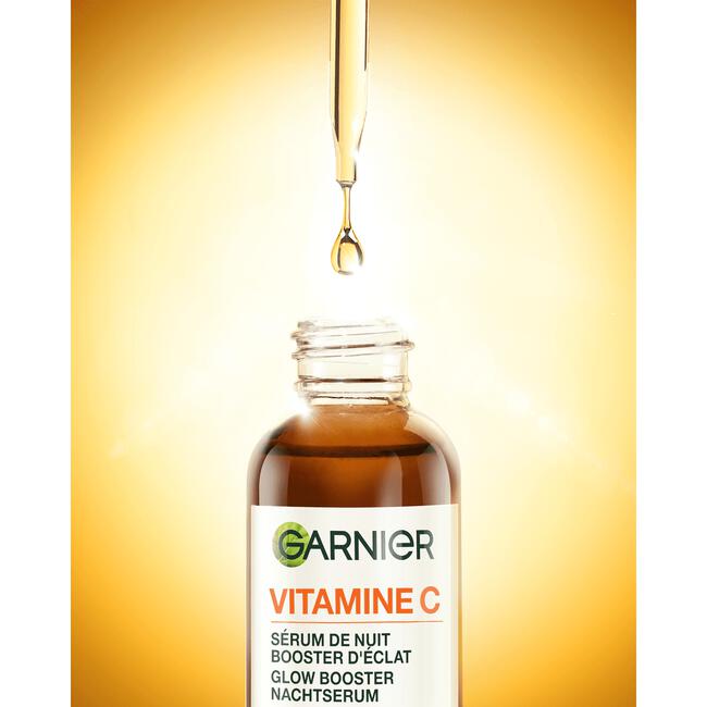 Garnier Skinactive 10% Pure Vitamine C* Anti-Pigmentvlekken Nachtserum met Hyaluronzuur 30 ML