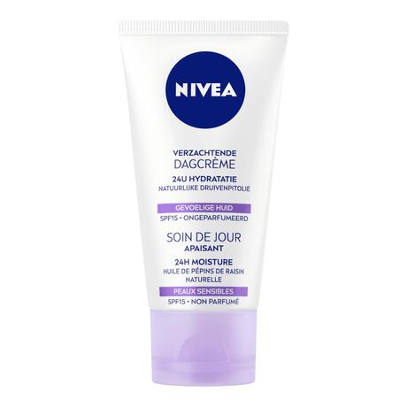 NIVEA Essentials Dagcrème +24H Sensitive SPF15 50 ML