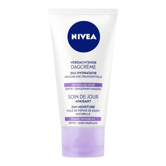 NIVEA Essentials Dagcrème +24H Sensitive SPF15 50 ML