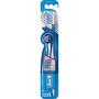 Oral-B Pro-Expert Cross Action Tandenborstel Medium