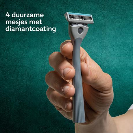 Wilkinson Sword Quattro Essential Sensitive Razor 1up