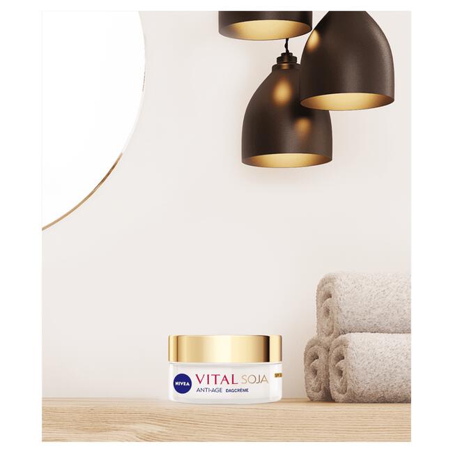 NIVEA Vital Soja Dagcrème 50 ML