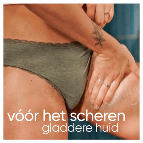 Gillette Venus Satin Care Exfoliant Voor Huid en SchaamhaarVerzachtend 177 ML