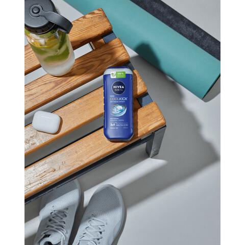NIVEA MEN Cool Kick 3-in-1 Douchegel 250 ML