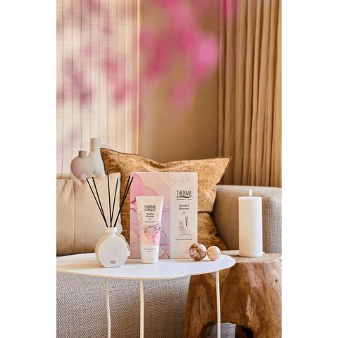 Therme Mindful Blossom Giftset Perfume Sticks & Shower Gel