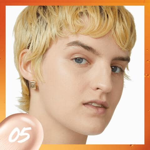 Maybelline New York Superstay 24H Skin Tint 05.5