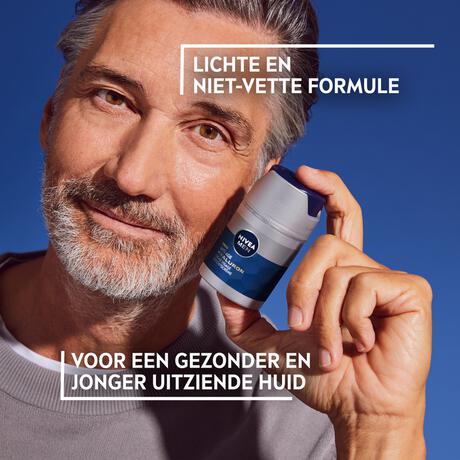 NIVEA MEN Active Age Vochtinbrengende Dagcrème SPF 15 Oudere Huid 50 ML