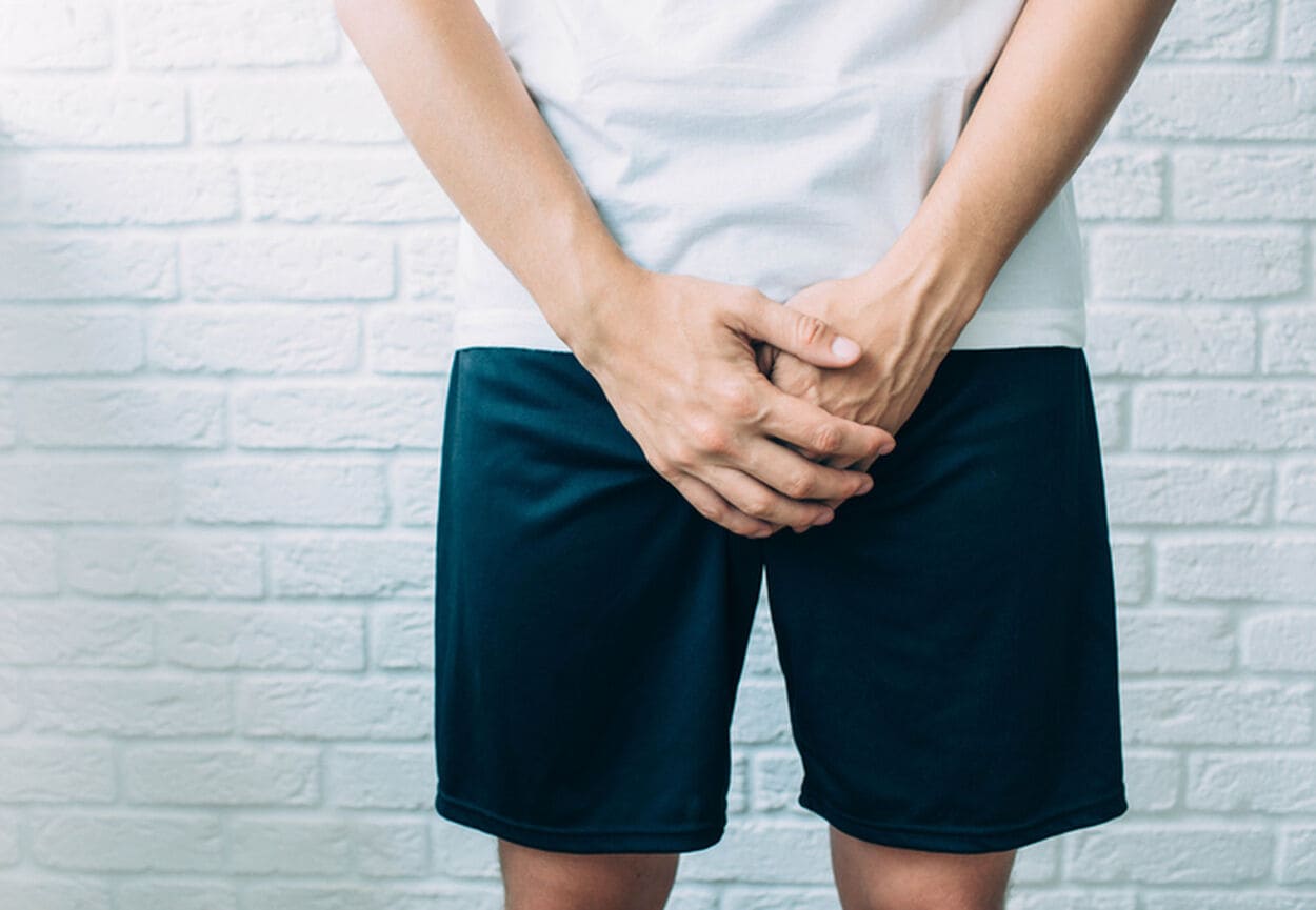 Man die last heeft van herpes genitalis