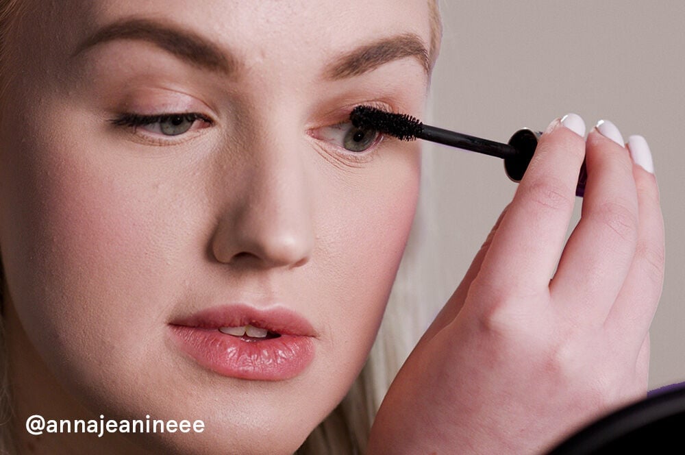 maybelline oog make-up