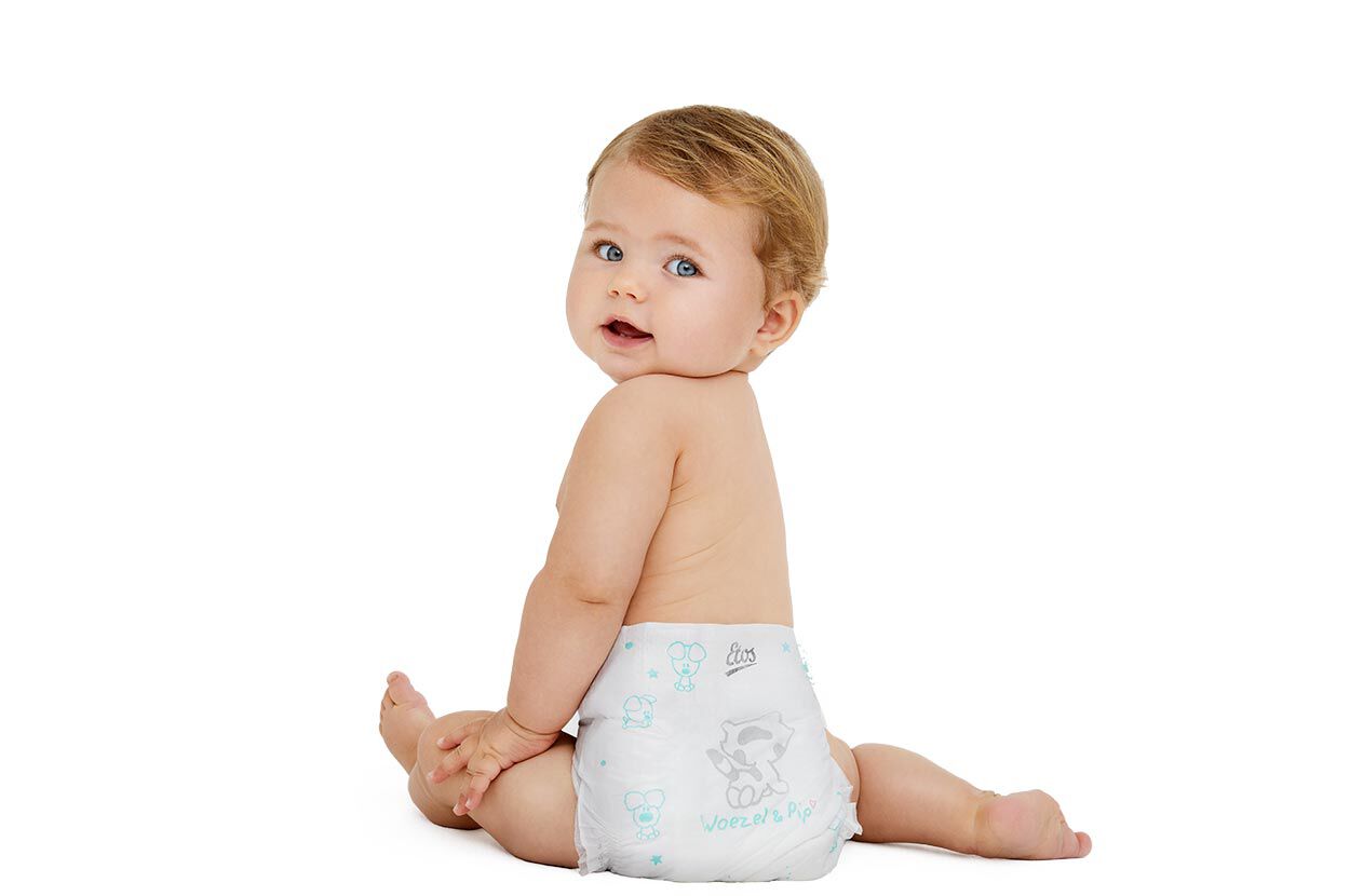 baby met luier etos eigen merk woezel en pip