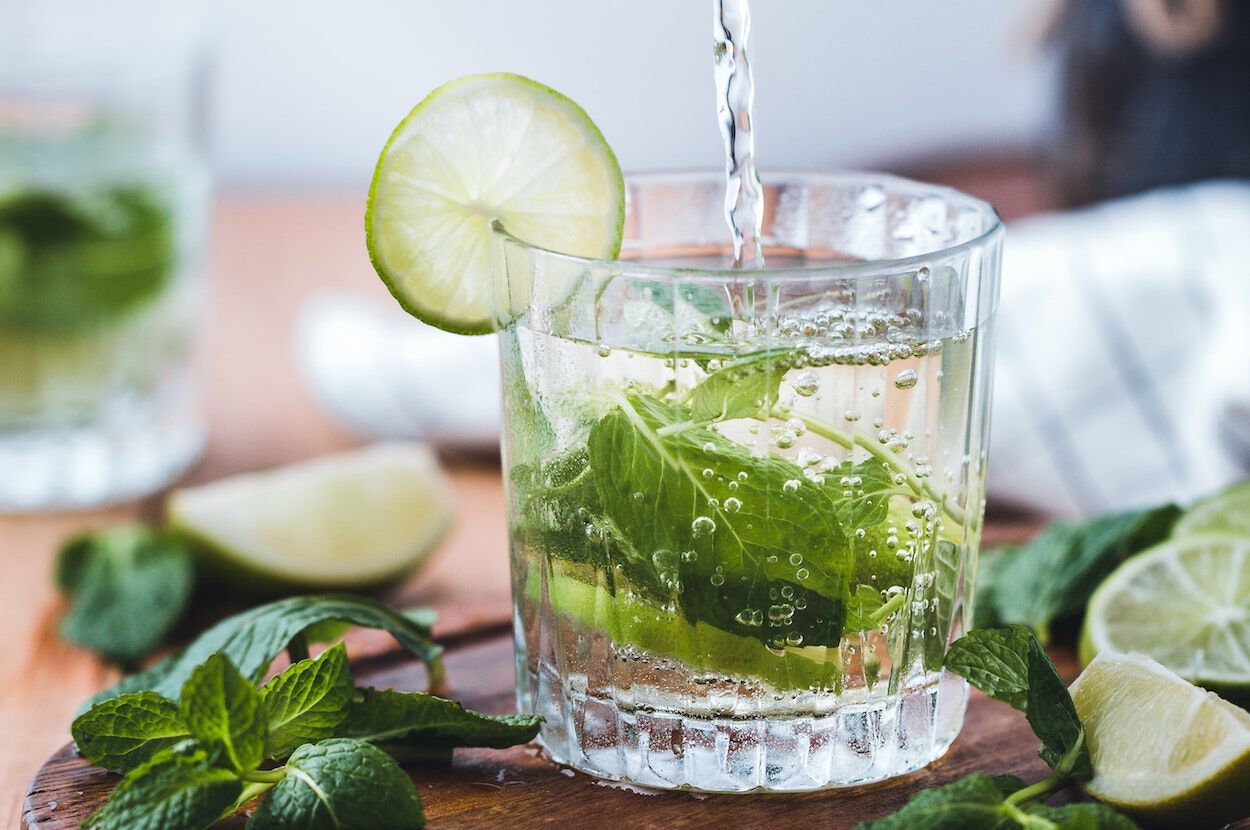 Glas gin tonic