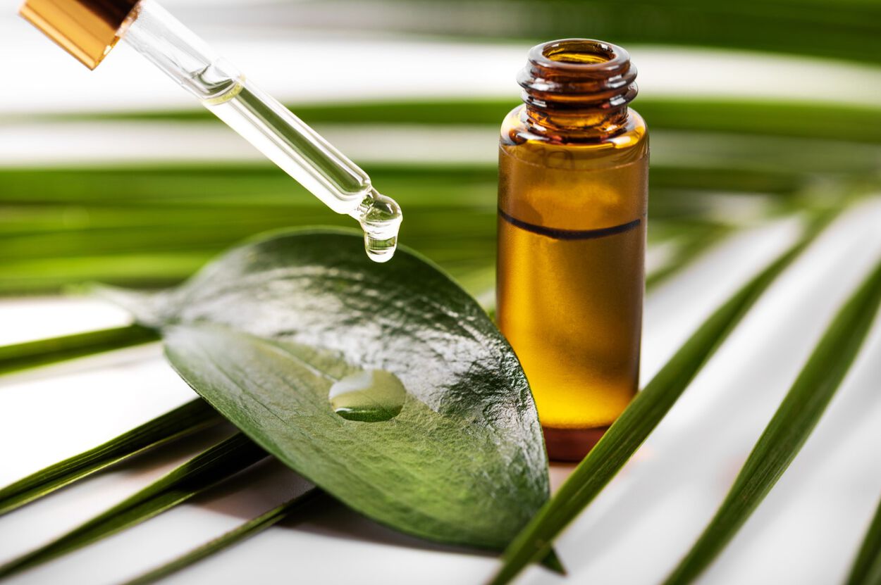 Flesje met tea tree olie