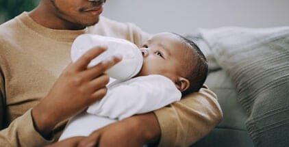 Is je baby aan het clusteren? Dit kan je doen